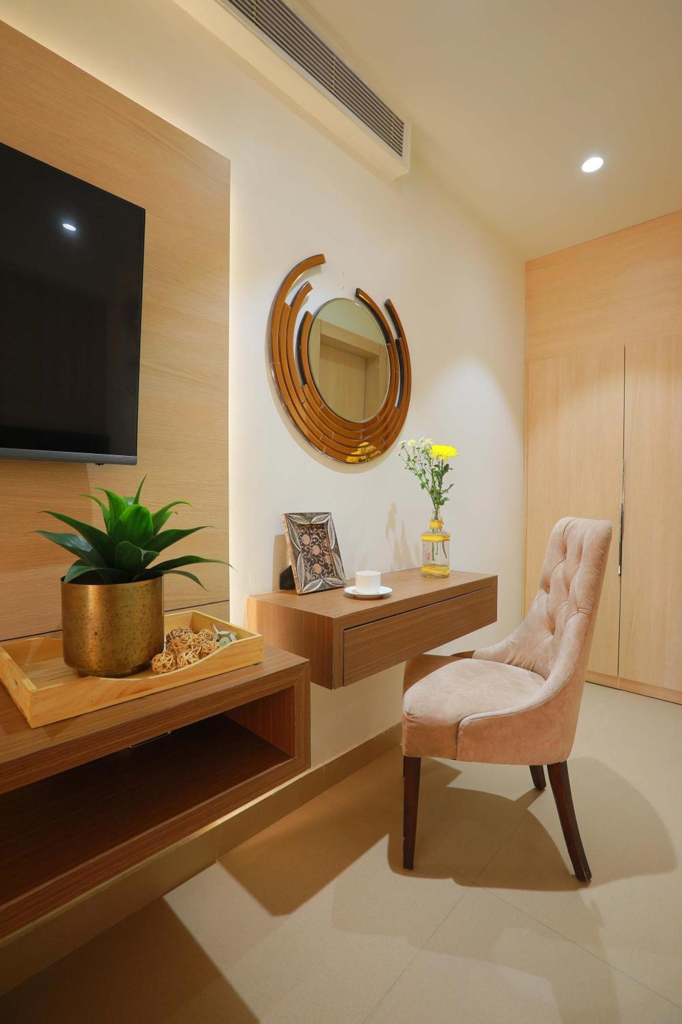 Hotel 16 Делі Екстер'єр фото